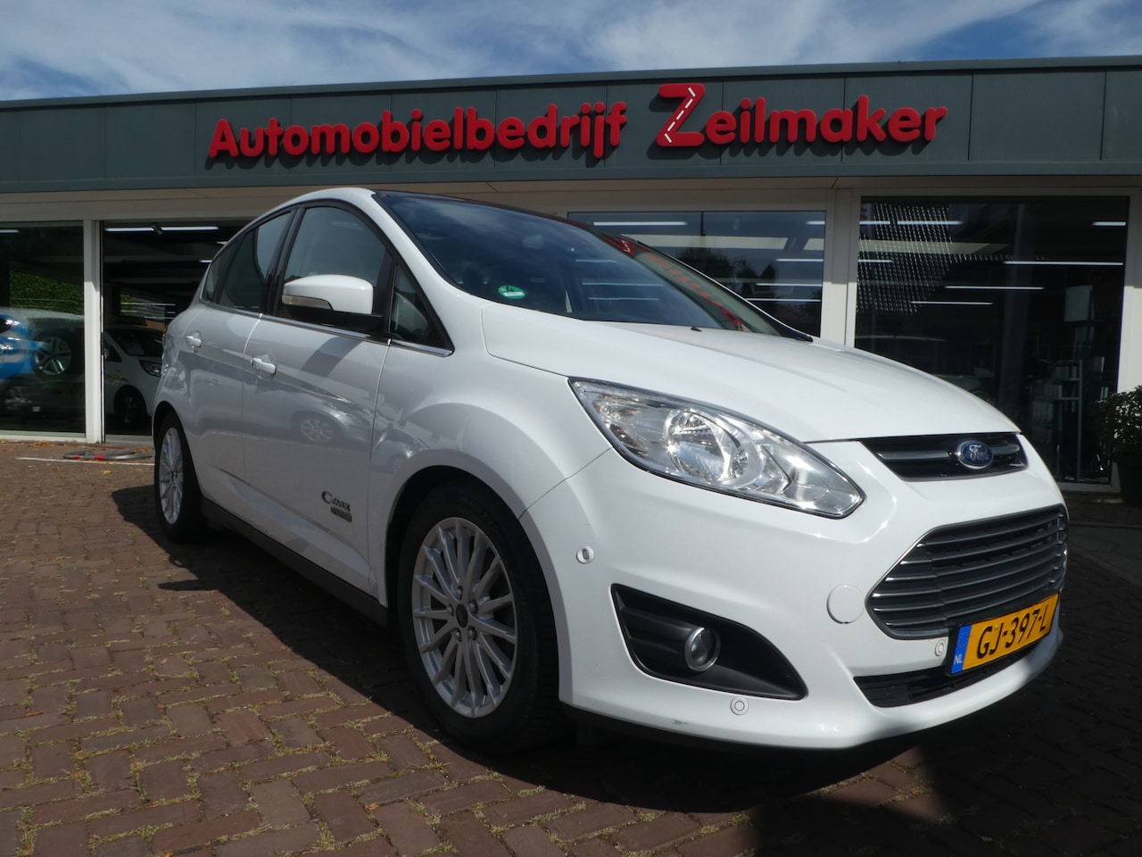 Ford C-Max - 2.0 Plug-in Hybrid Titanium Plus Automaat - AutoWereld.nl