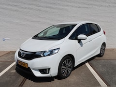 Honda Jazz - 1.3 i-VTEC 102pk Elegance I Navi I Climate Control I Camera I PDC V + A I Trekhaak I Verwa