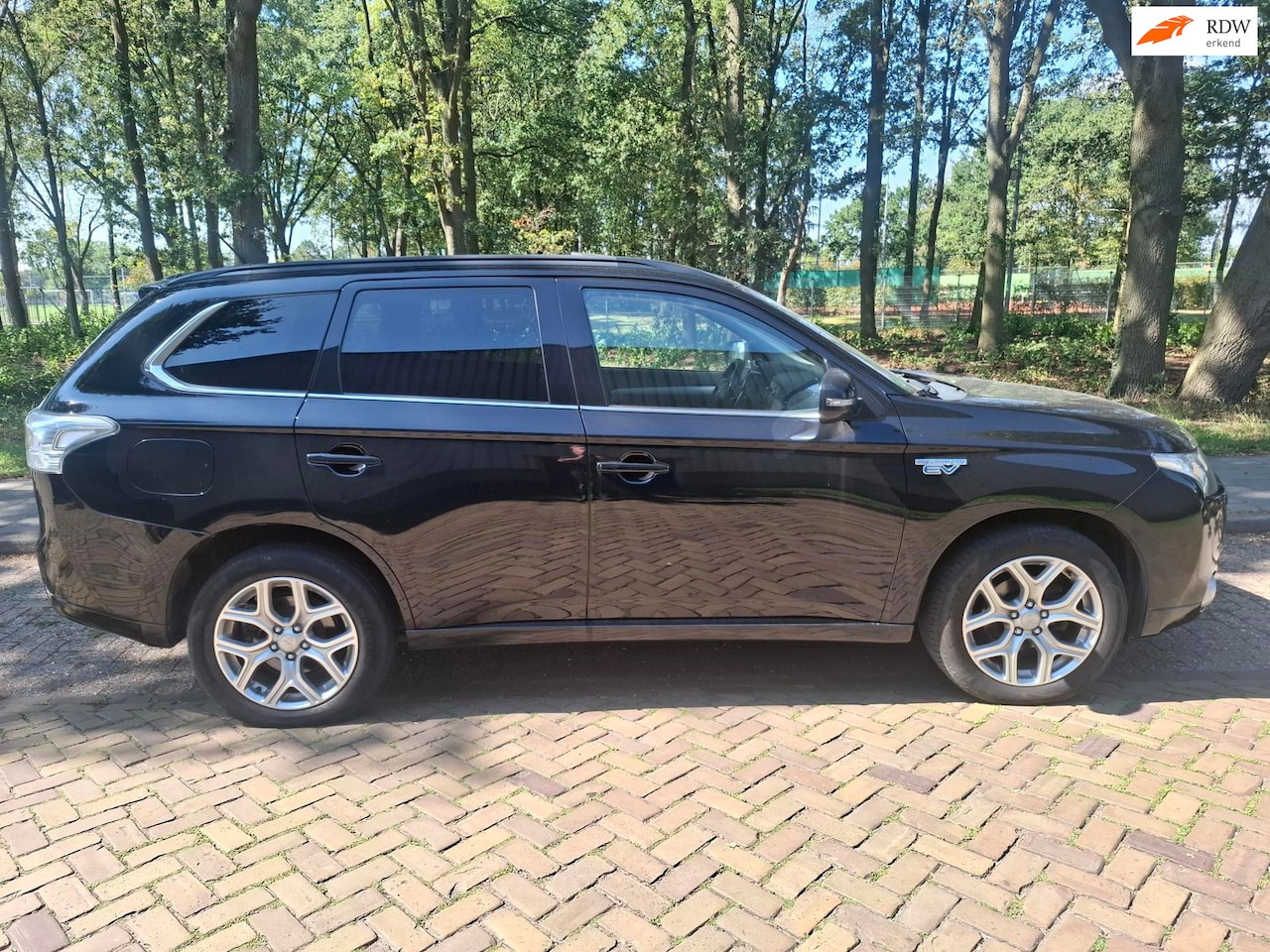 Mitsubishi Outlander - 2.0 PHEV Instyle apk 5-20247 - AutoWereld.nl