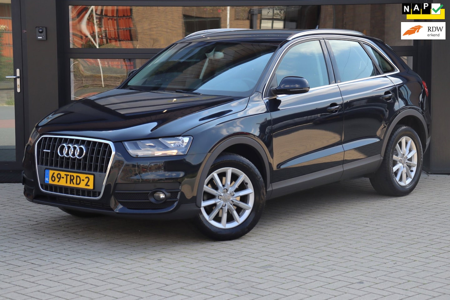 Audi Q3 - 2.0 TFSI quattro Pro Line | NAP | Clima | Navi | Airco | Cruise | Sensoren V+A | LM Velgen - AutoWereld.nl