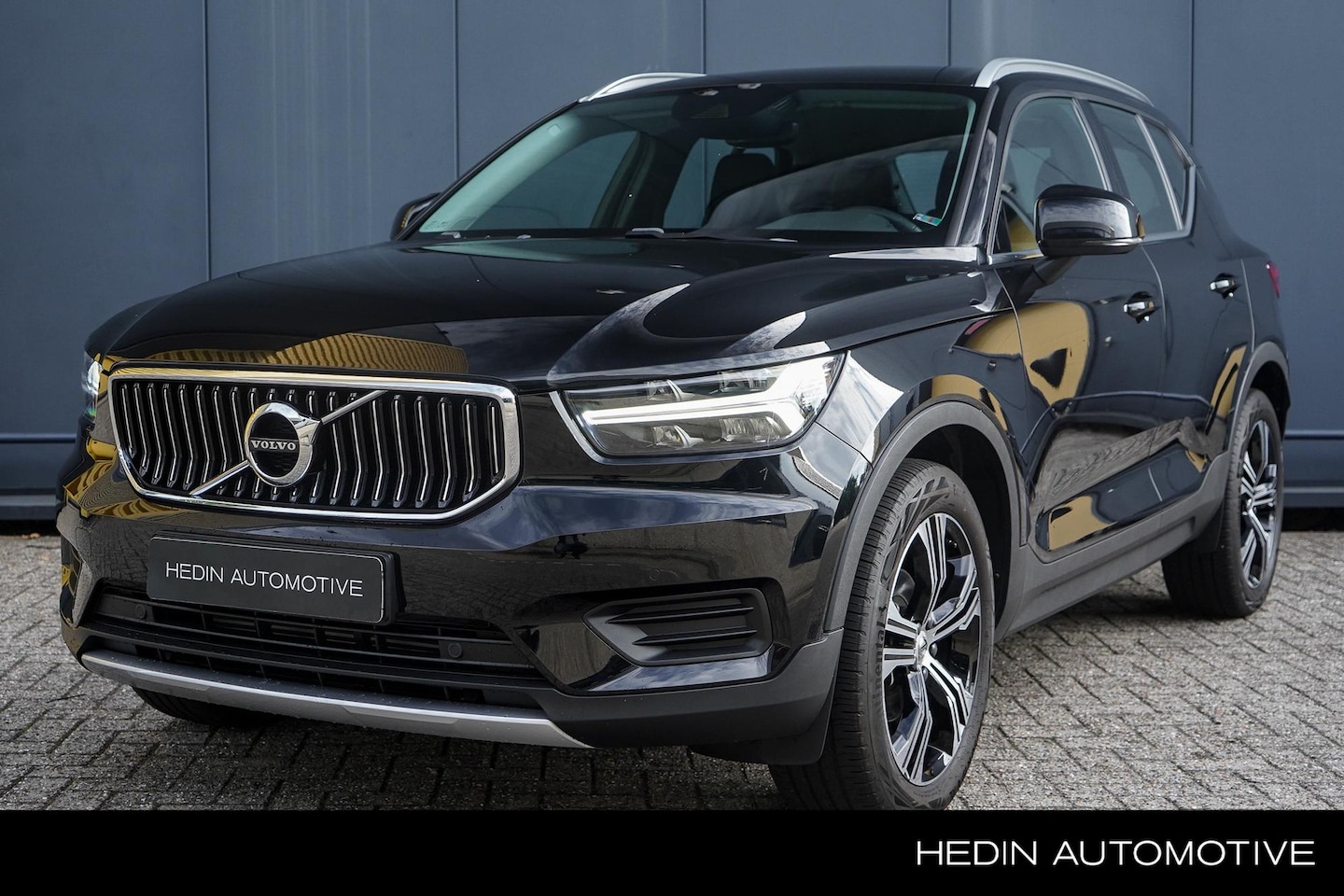 Volvo XC40 - T2 AUT. Inscription | Adaptive Cruise | 19 inch LM | PDC V/A | Parkeercamera | Stoel/Stuur - AutoWereld.nl