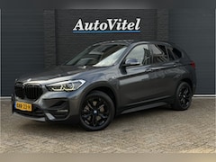 BMW X1 - xDrive25e | Camera | Head-Up | Groot NAVI | Stoelverwarming | Elektrische Klep | 35X op vo