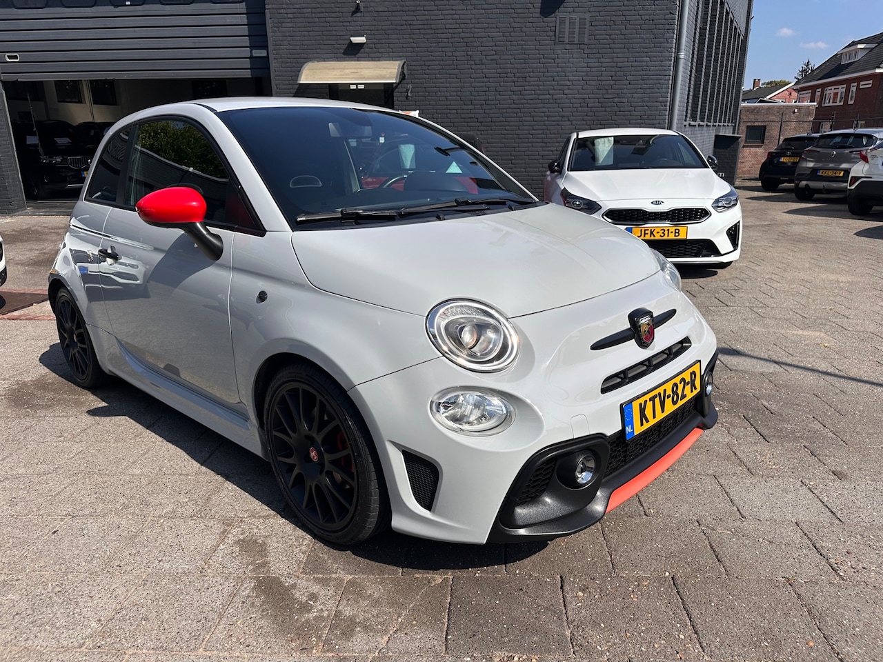 Fiat 500 Abarth - 1.4 T-Jet 595 Pista|160pk|Airco - AutoWereld.nl