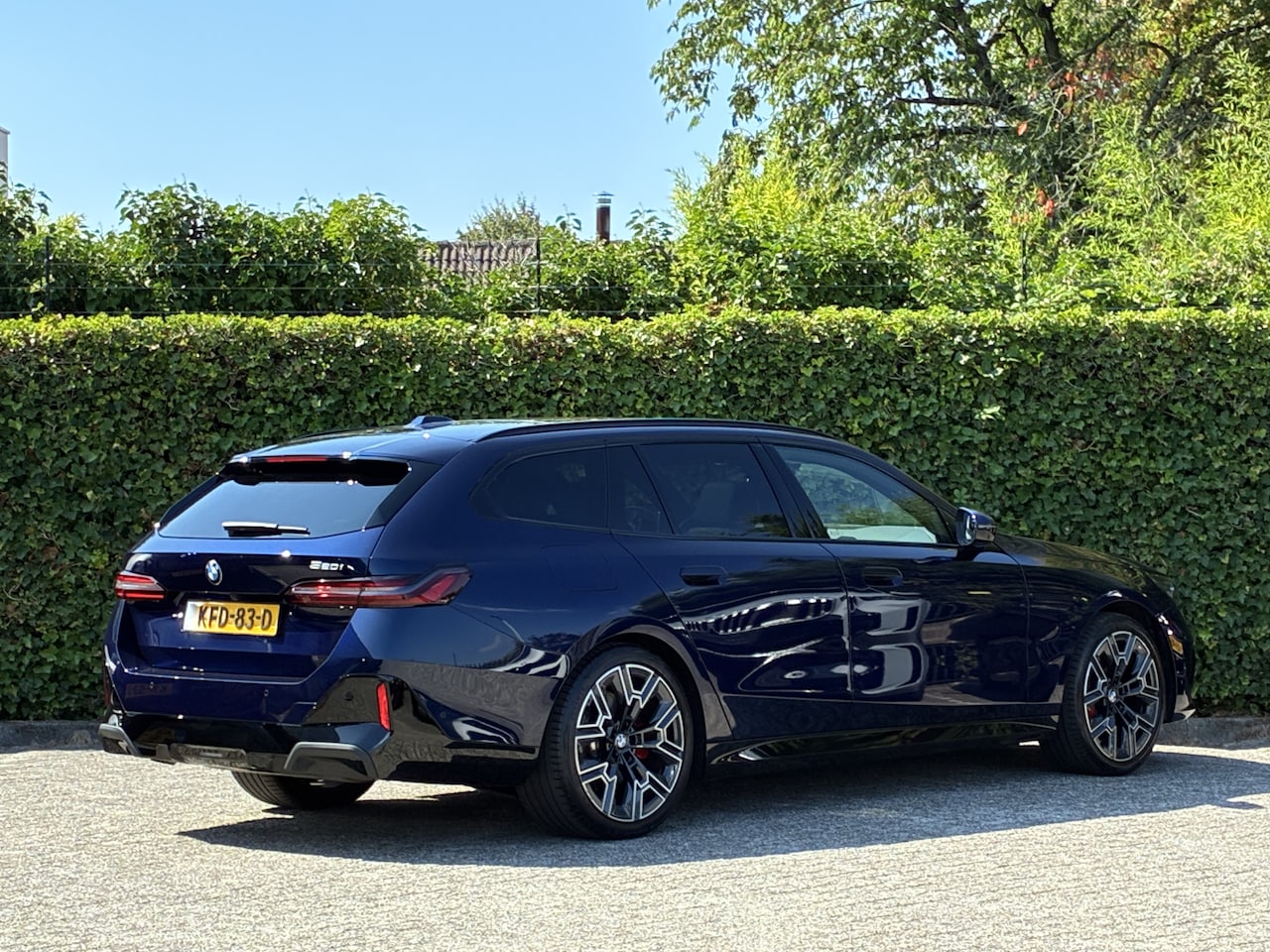 BMW 5-serie Touring - 520i | M-Sport Pro | Panorama | Harman/kardon | 20" - AutoWereld.nl