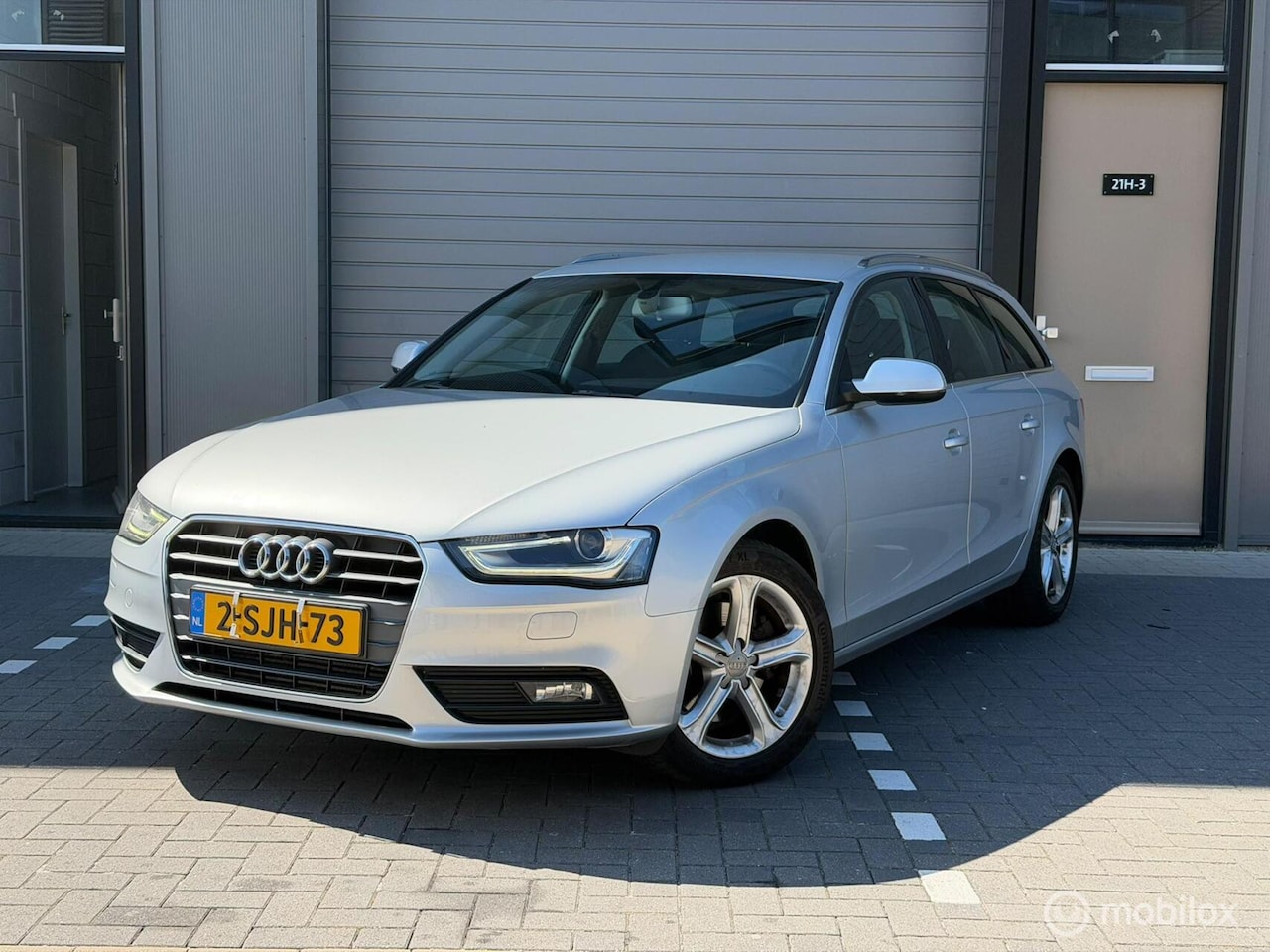 Audi A4 Avant - 1.8 TFSI | Dealer OH. | Distributie | LED | - AutoWereld.nl