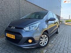 Hyundai i10 - 1.0i i-Motion Comfort/CRUISE/CLIMA/WEINIG KMS/