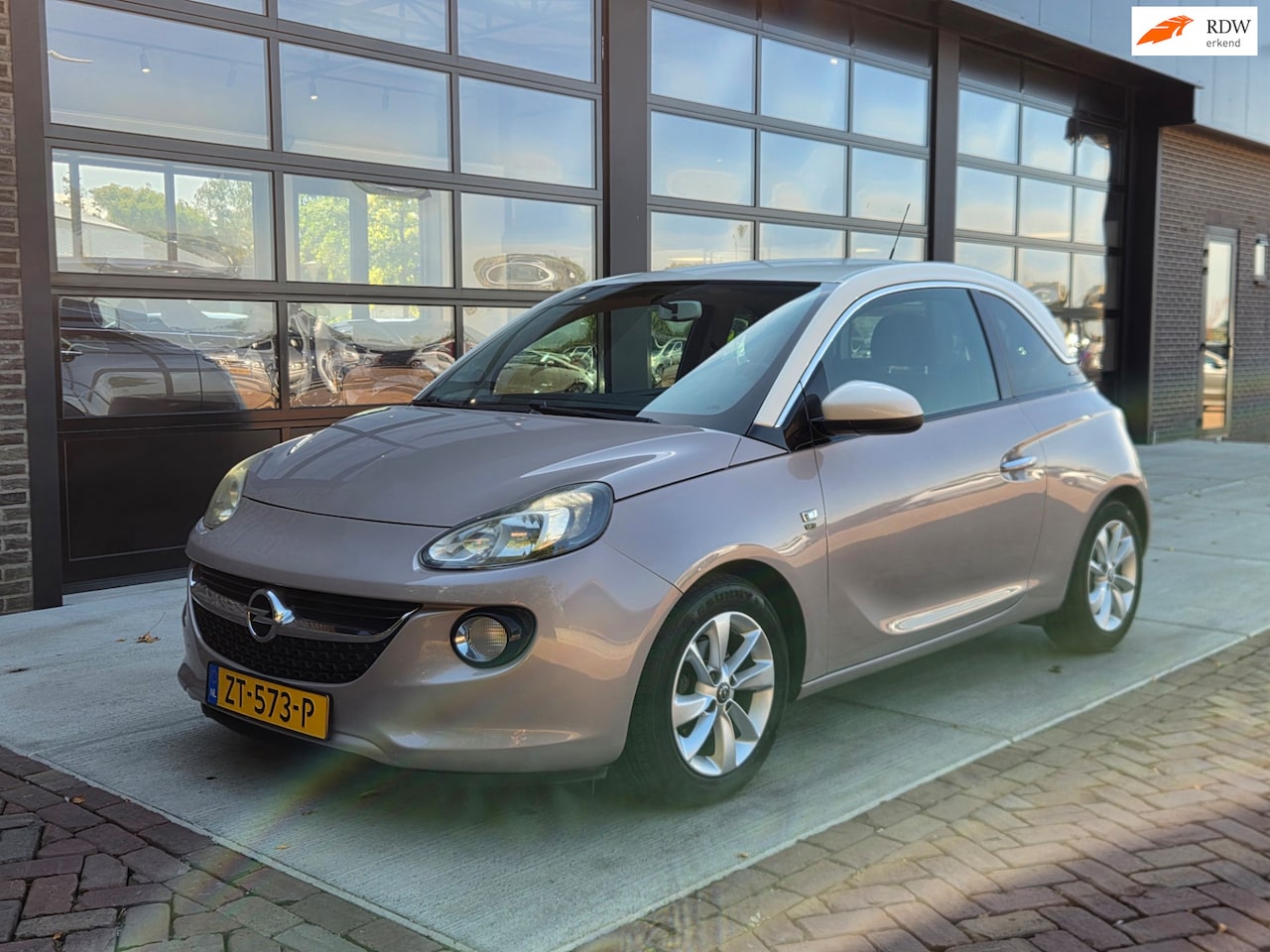 Opel ADAM - 1.4 Glam | Met Sterrenhemel! | - AutoWereld.nl