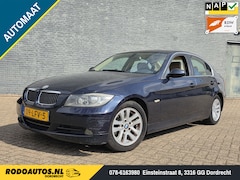 BMW 3-serie - 325i Dynamic Exective Leder APK 04-27 ✅