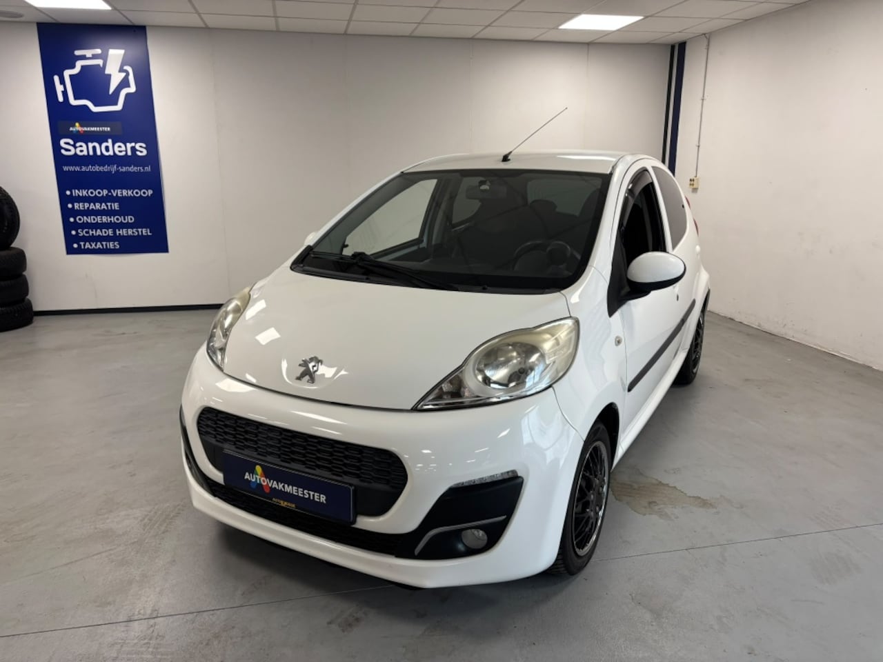 Peugeot 107 - 1.0 Sportium AUTOMAAT - AutoWereld.nl