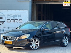 Volvo V60 - 1.6|NAP|AIRCO|CRUISE|NAVI|LEER|PDC|DISTRIBUTIE VV