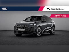 Audi Q5 - 2.0 TFSI e-hybrid quattro S edition 299 PK · Glazen panoramadak · Tech plus · Trekhaak ele