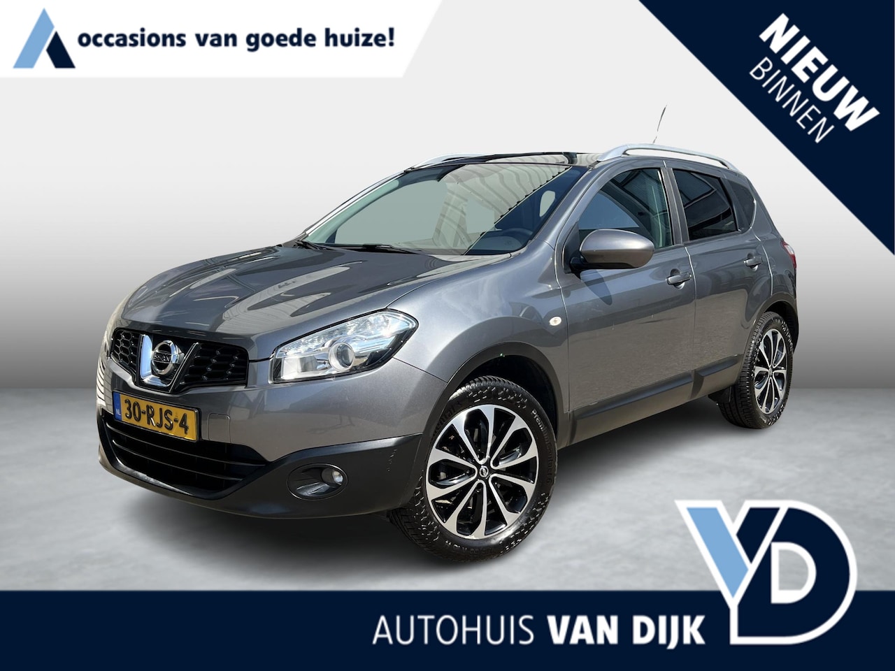 Nissan Qashqai - 2.0 Connect Edition Trekhaak / Panoramadak / navi / netjes onderhouden / winterset - AutoWereld.nl