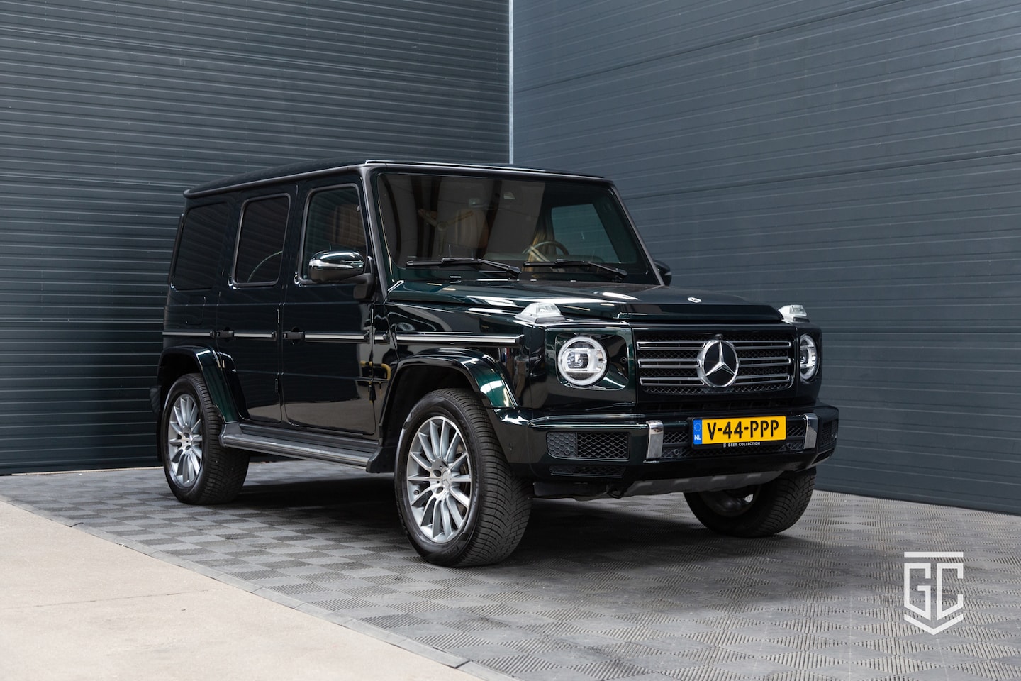 Mercedes-Benz G-klasse - 400 D Manufaktur, smaragd groen, cognac leder - AutoWereld.nl
