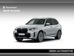 BMW X5 - xDrive50e | M Sportpakket Pro | Trekhaak | Driving Assistant Prof. | Sky Lounge Panoramada