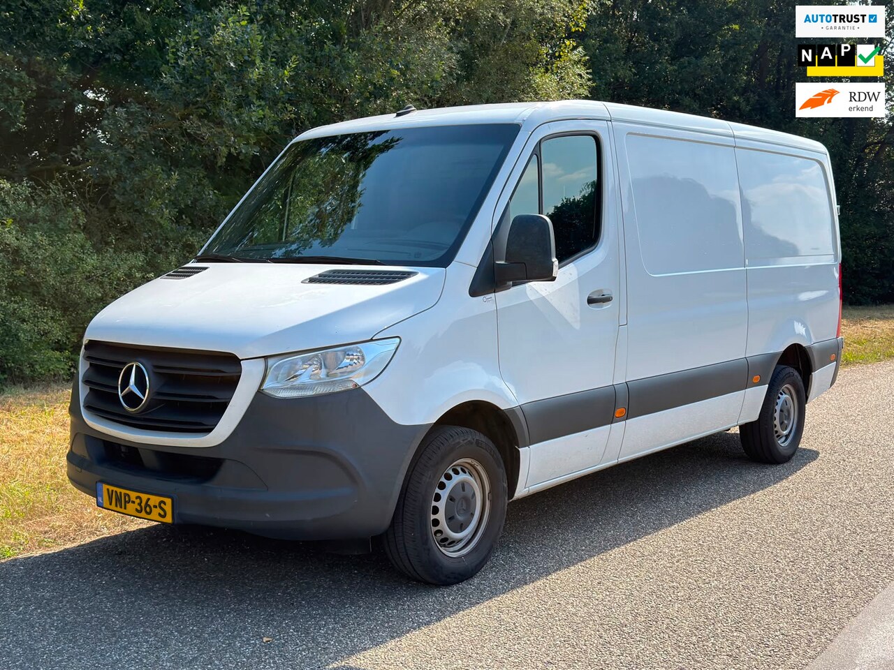 Mercedes-Benz Sprinter - 315 1.9 CDI L2H1 DC / Carplay / Camera / Automaat - AutoWereld.nl