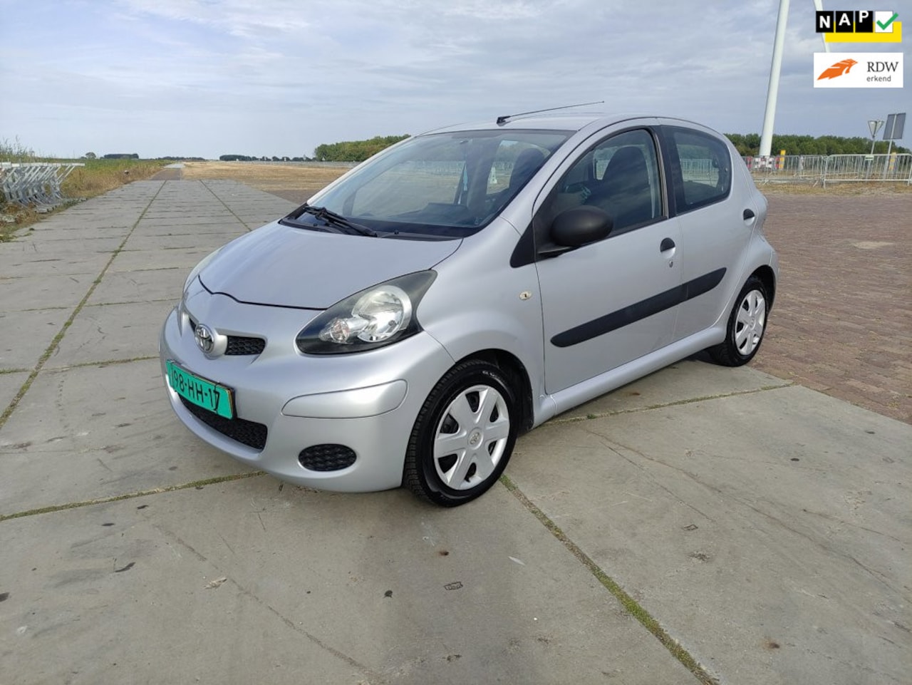 Toyota Aygo - 1.0-12V Access en Carplay - AutoWereld.nl