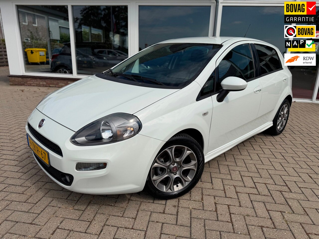 Fiat Punto Evo - 0.9 TwinAir Lounge 0.9 TwinAir Lounge - AutoWereld.nl