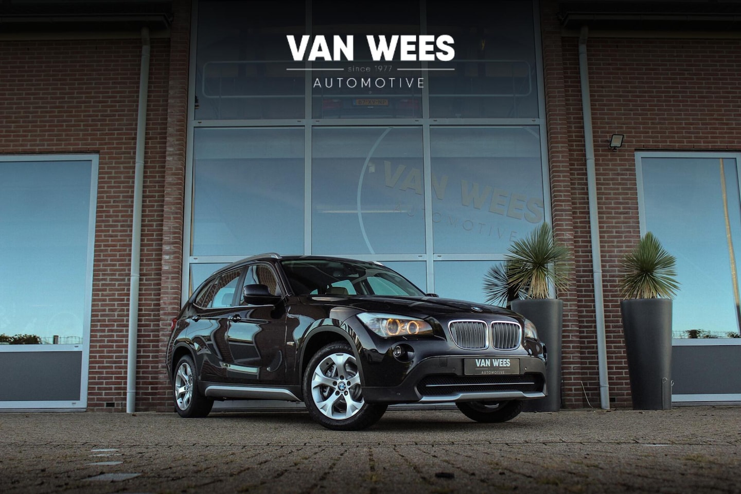 BMW X1 - xDrive28i Executive | 3e eigenaar | Keyless entry | Memory | Stoelverwarming | Xenon | Cru - AutoWereld.nl