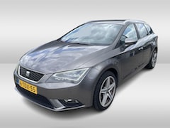 SEAT Leon ST - 1.2 TSI Style First Edition / Leer&Alcantara / Navigatie / Parkeerhulp V+A / 17'' / Sports