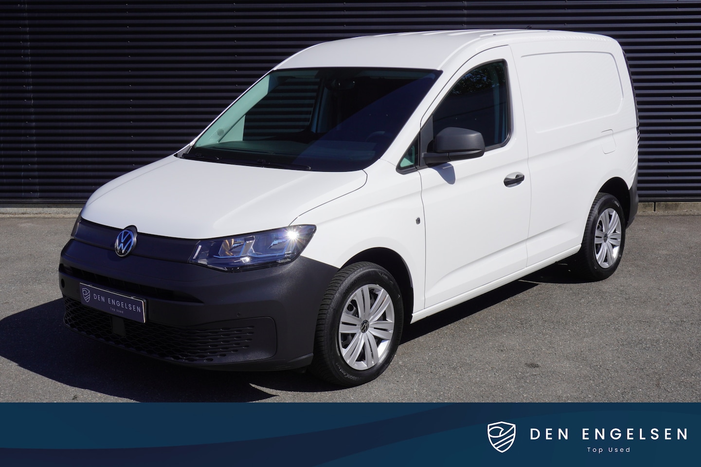 Volkswagen Caddy Cargo - 122pk Navigatie Trekhaak Camera Parkeersensoren Cruise control Apple Carplay - AutoWereld.nl