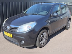 Dacia Sandero - 1.2 Lauréate | snaar op 174.000 km vervang. | APK aug 2027