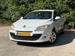 Renault Mégane - 1.4 TCe Expression | Airco + Cruise Nu € 1.950,