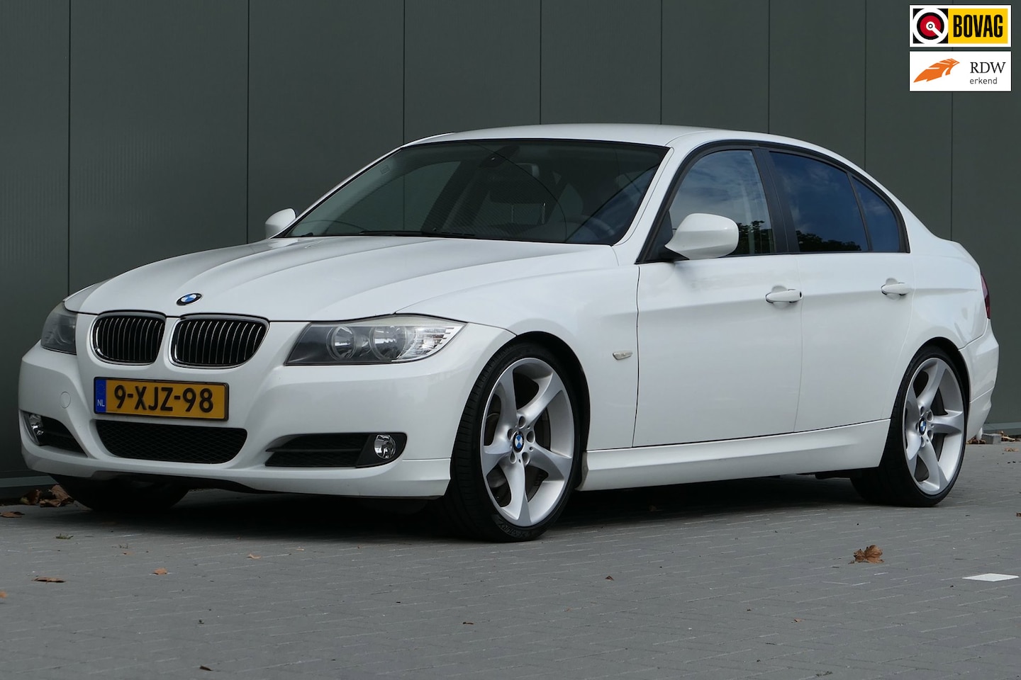 BMW 3-serie - 318i Youngtimer Navigatie Cruise - AutoWereld.nl