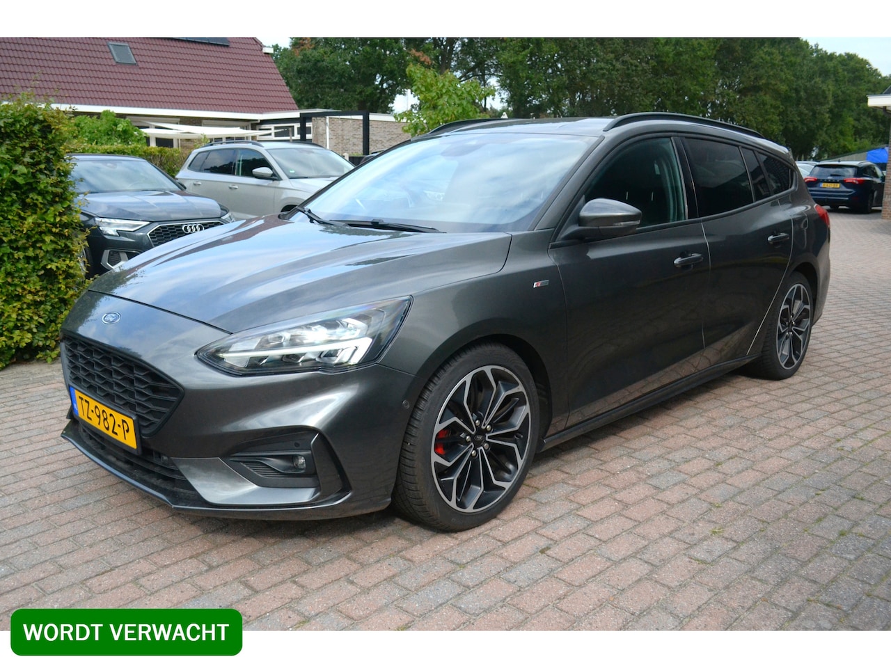 Ford Focus Wagon - 1.0 EcoBoost ST Line Business | LED Koplampen | Winterpack | Camera | Trekhaak | - AutoWereld.nl