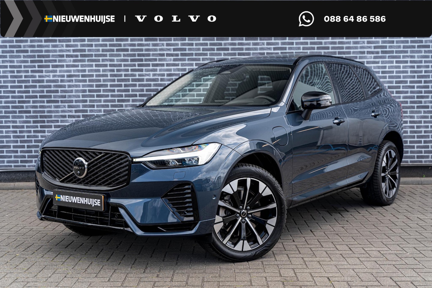 Volvo XC60 - 2.0 T6 Plug-in hybrid AWD Ultra Dark | Schuif-/Kanteldak | Luchtvering | 360 Camera | Harm - AutoWereld.nl