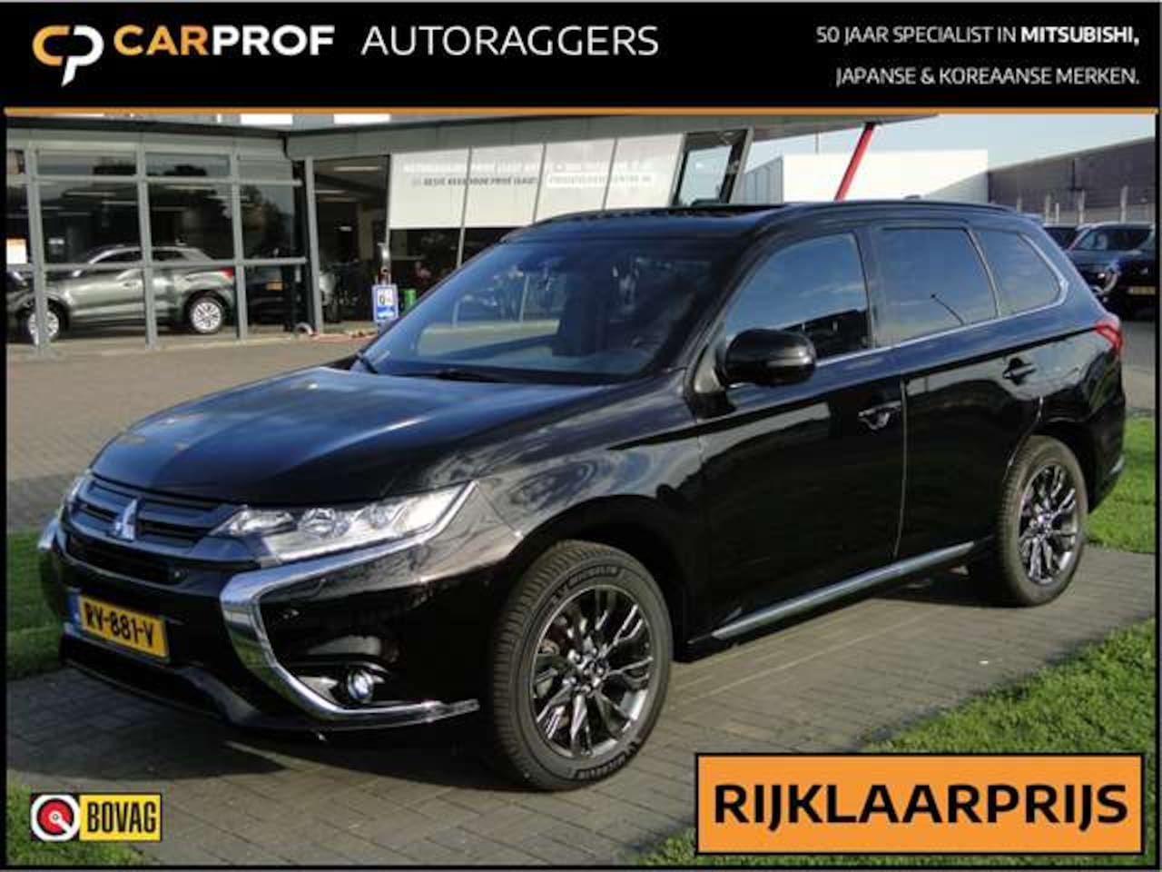 Mitsubishi Outlander - 2.0 Phev S-Edition | Nieuw Accupakket! | Schuifdak | Trekhaak - AutoWereld.nl