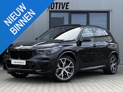 BMW X5 - xDrive45e High Executive 398 PK | Carbon | Sky lounge | 4 wiel sturing | Trekhaak