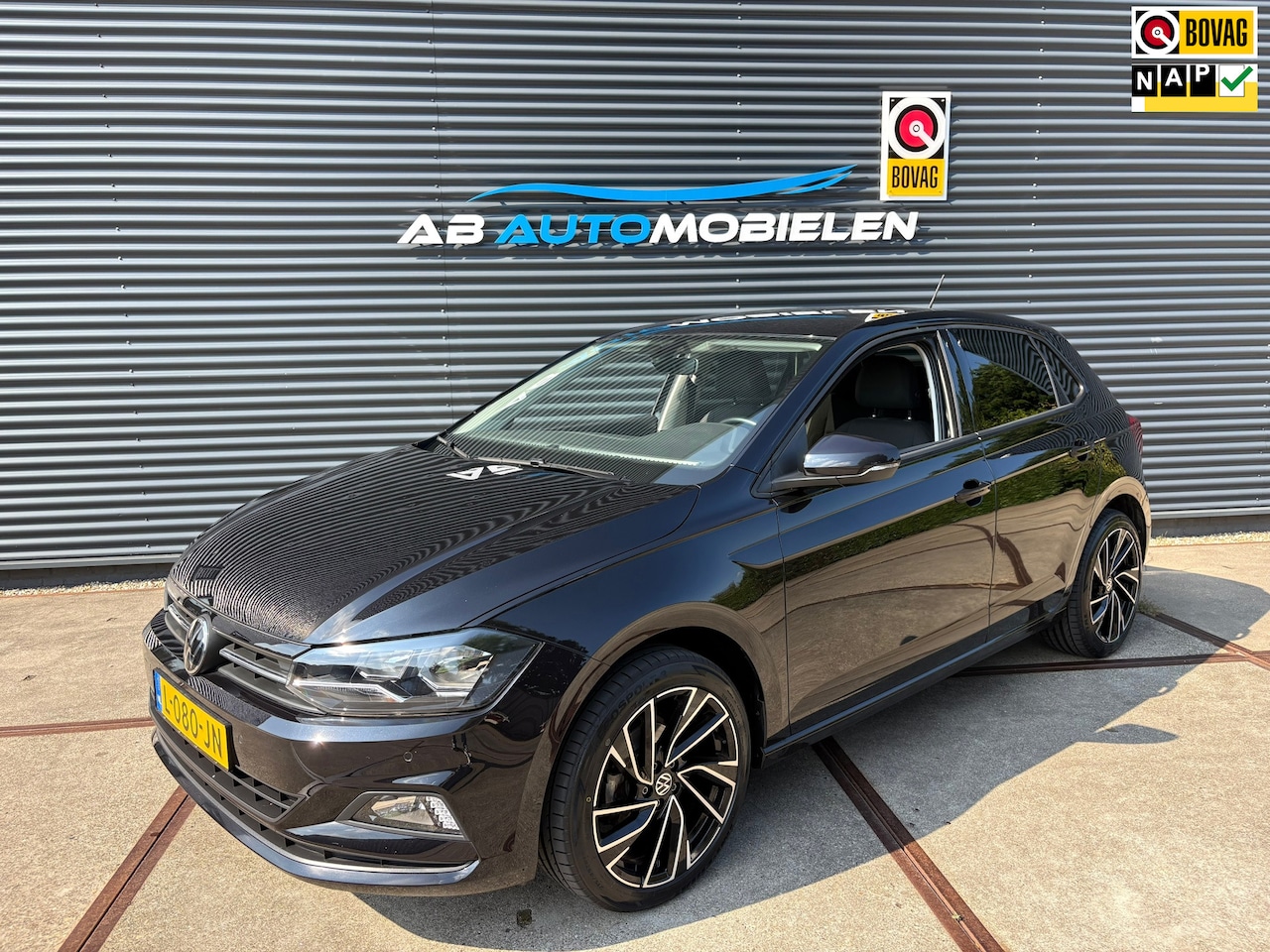 Volkswagen Polo - 1.0 TSI Comfortline CARPLAY/ NAVI/ PARKEERSENSOREN - AutoWereld.nl