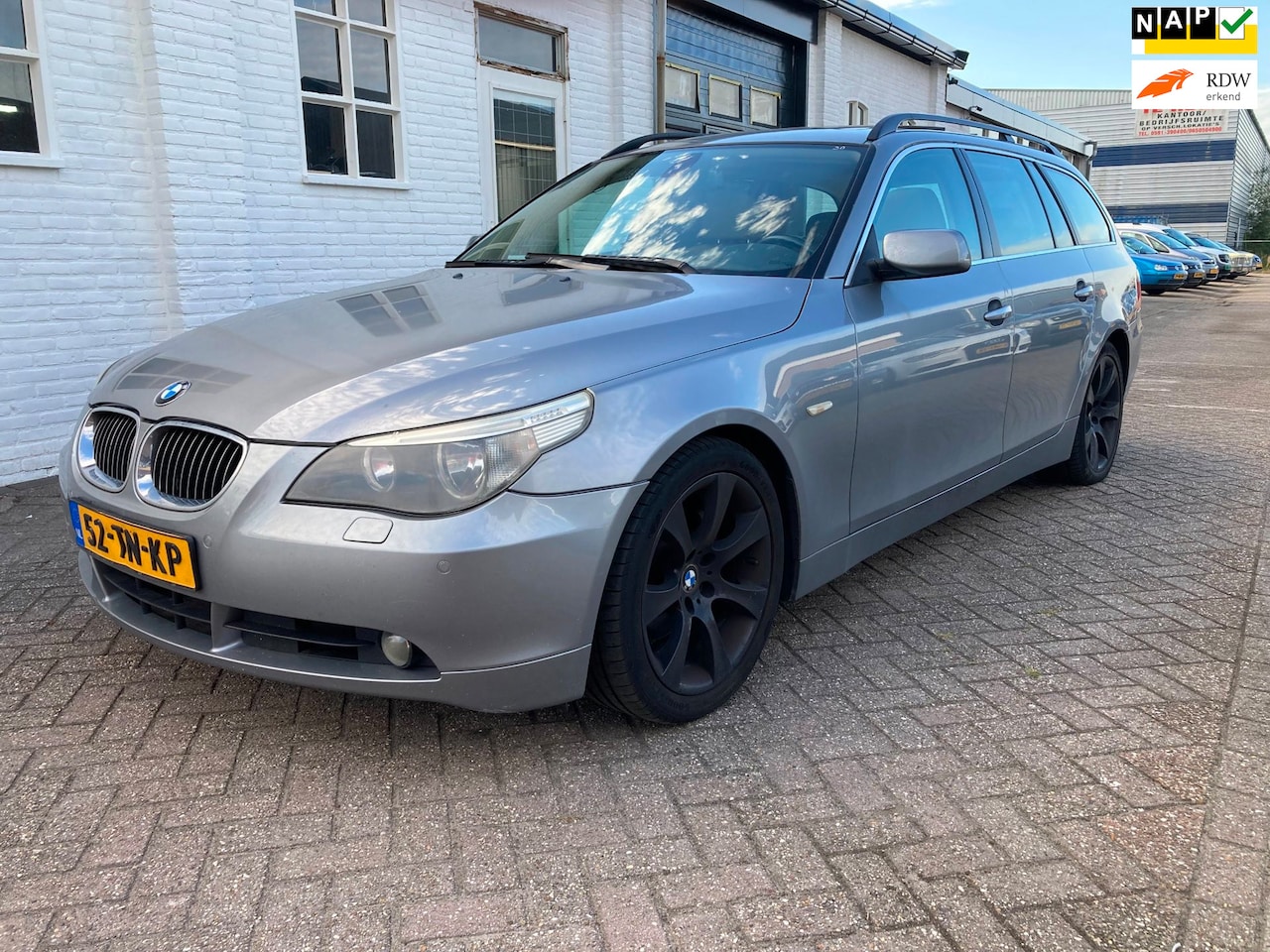 BMW 5-serie Touring - 530i High Executive Bj 2006, Panodak, Cruise, Clime,Navi, PDC,i drive - AutoWereld.nl