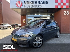 BMW 2-serie Active Tourer - 225xe iPerformance Executive // NAVI // CAMERA // HEAD UP DISPLAY // PANO SCHUIF-KANTEL DA