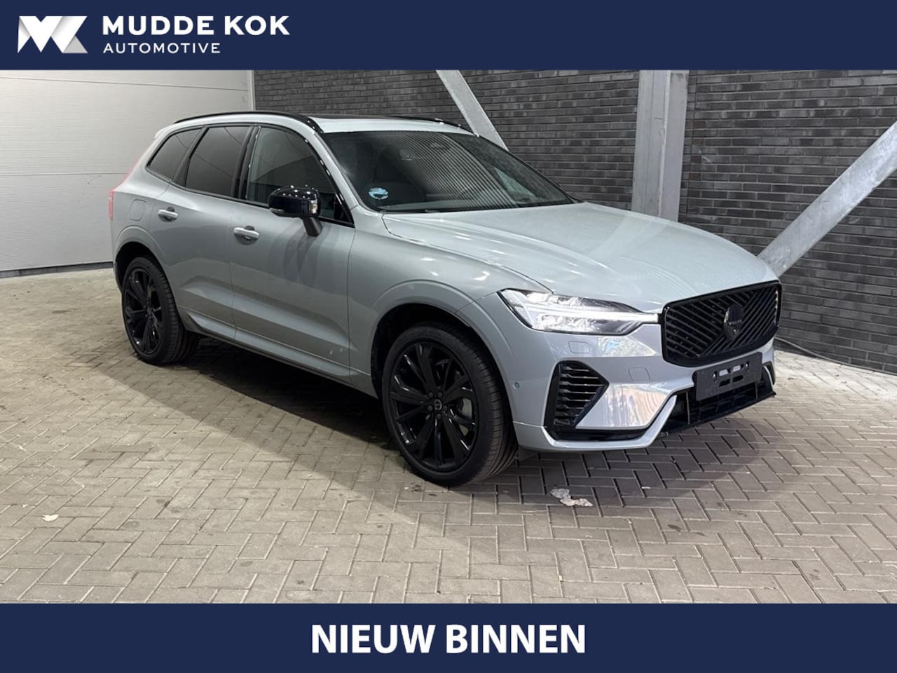 Volvo XC60 - 2.0 T6 Plug-in hybrid AWD Plus Black Edition 2.0 T6 Plug-in hybrid AWD Plus Black Edition - AutoWereld.nl