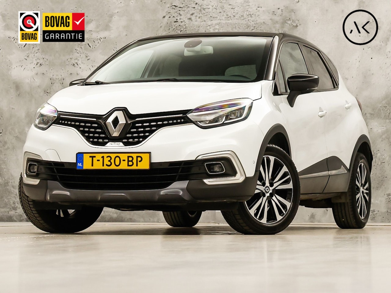 Renault Captur - 1.2 TCe Initiale Paris (PANORAMADAK, NAVIGATIE, LEDER, STOELVERWARMING, CLIMATE, CAMERA, S - AutoWereld.nl