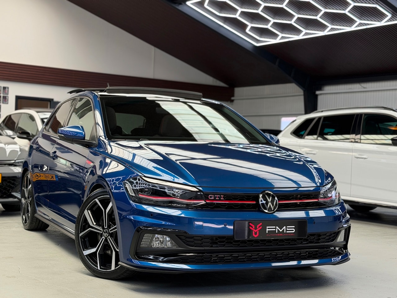 Volkswagen Polo - 2.0 TSI GTI CarPlay Panorama - AutoWereld.nl