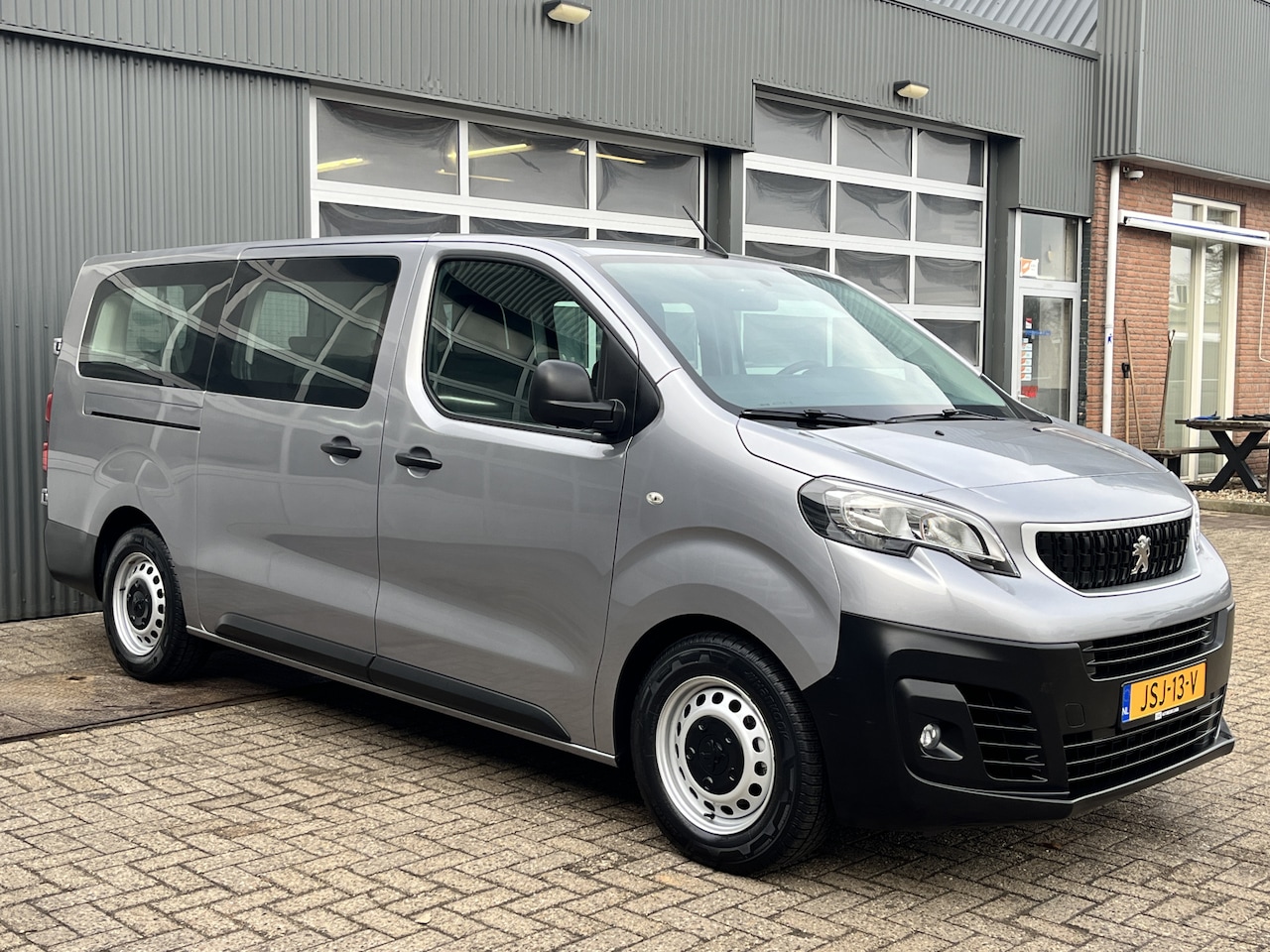 Peugeot Traveller - 1.5 BlueHDi XL Marge BTW en BPM vrij!! Airco Cruise controle Navigatiesysteem Personenverv - AutoWereld.nl