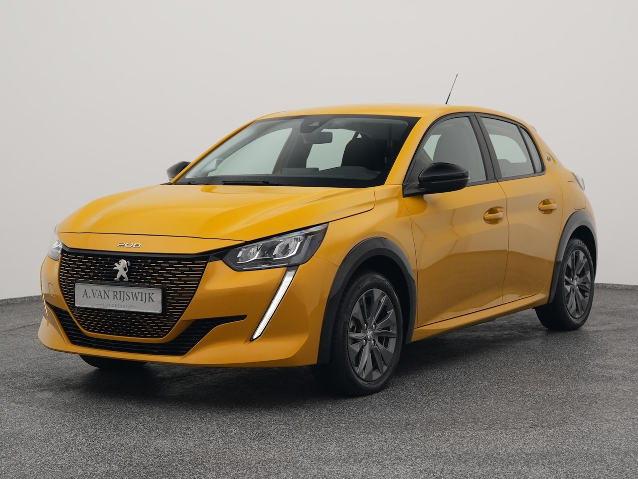 Peugeot e-208 - EV Style 50 kWh | PDC | SOH 100% - AutoWereld.nl
