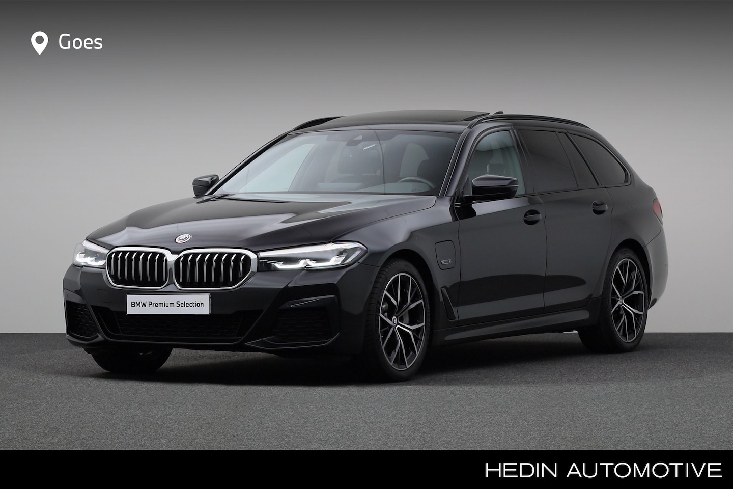 BMW 5-serie Touring - 530e | M Sportpakket | Trekhaak met elektrisch wegklapbare kogel | Achteruitrijcamera | Gl - AutoWereld.nl