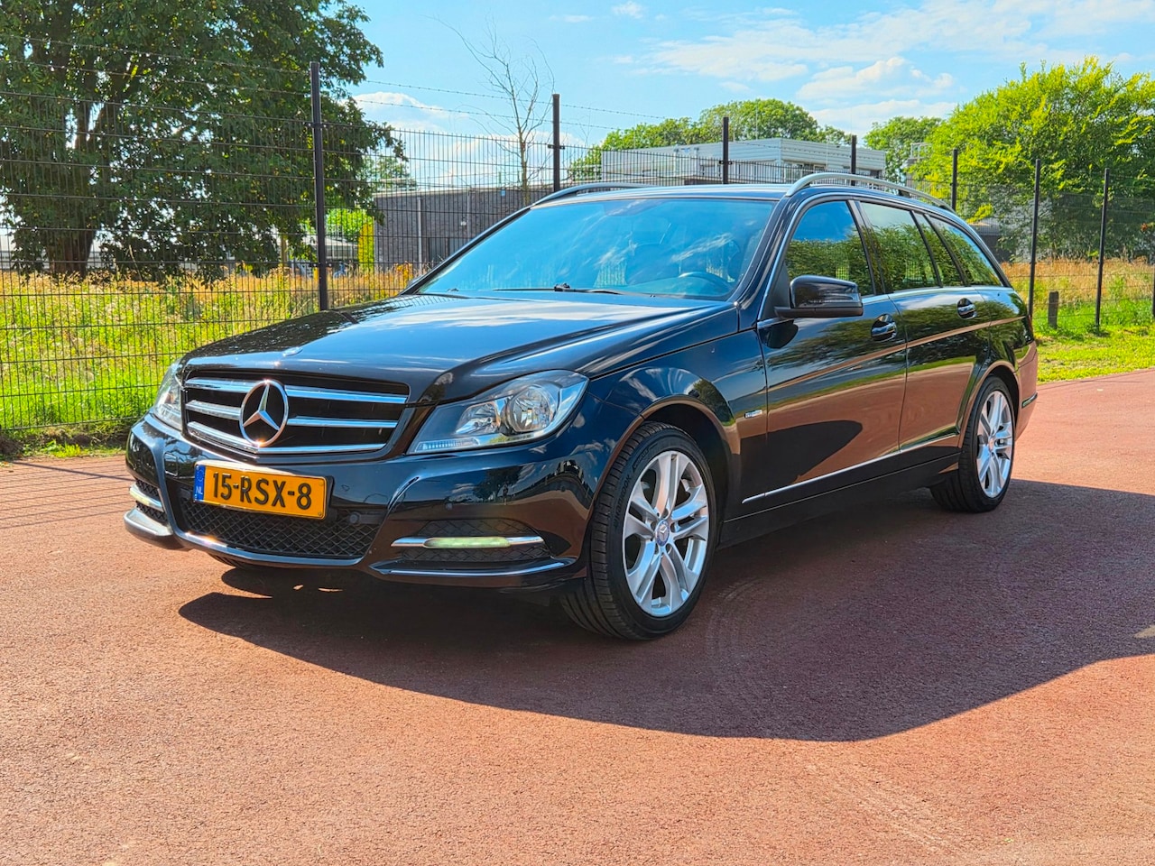 Mercedes-Benz C-klasse Estate - 180 Business Class Avantgarde Nieuwe distributieketting/Trekhaak/Navi/ - AutoWereld.nl