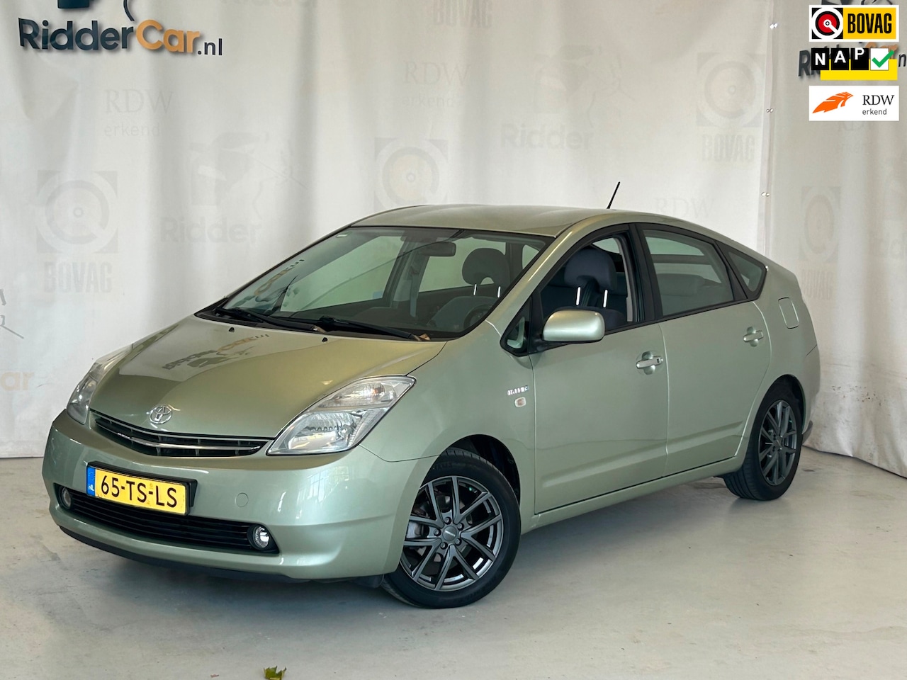 Toyota Prius - 1.5 VVT-i Tech Edition|2E EIG|NAP|AUTOMAAT|CRUISE|AIRCO|NAVI| - AutoWereld.nl