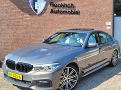 BMW 5-serie - 540i M-sport, Schuifdak, ACC, Trekhaak, VOL (1e Eig. NL NAP) - Alvit Grau