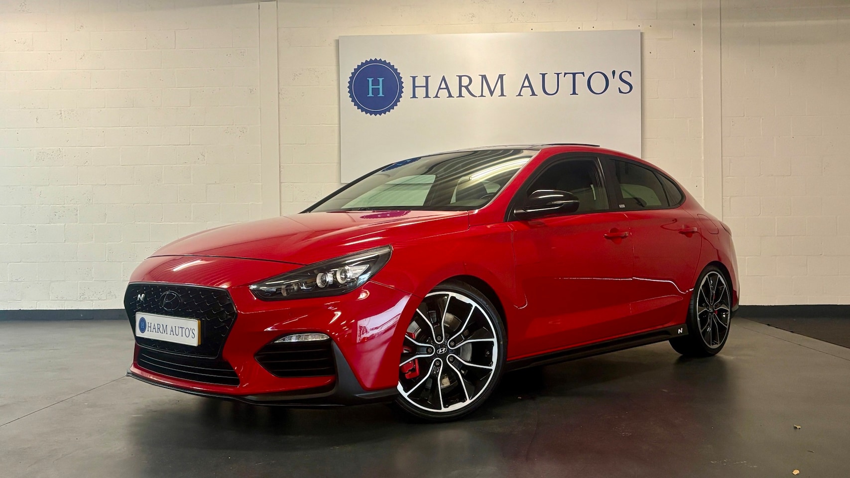 Hyundai i30 Fastback - 2.0 T-GDI N2 Performance 275pk Pano / Memory / CAM / Clima / PDC - AutoWereld.nl