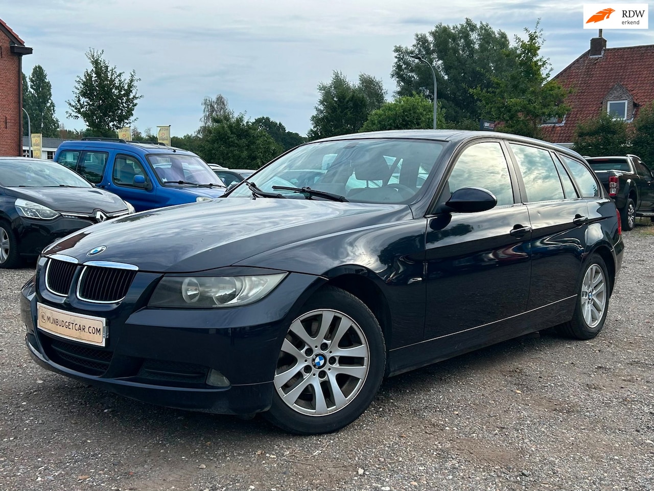 BMW 3-serie Touring - 320i 320i - AutoWereld.nl