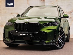 BMW X5 - xDrive50e M Sport Pro , NL-auto, Sonderlackierung, pano, 4W-best., H/K, Luchtv., Merino, m