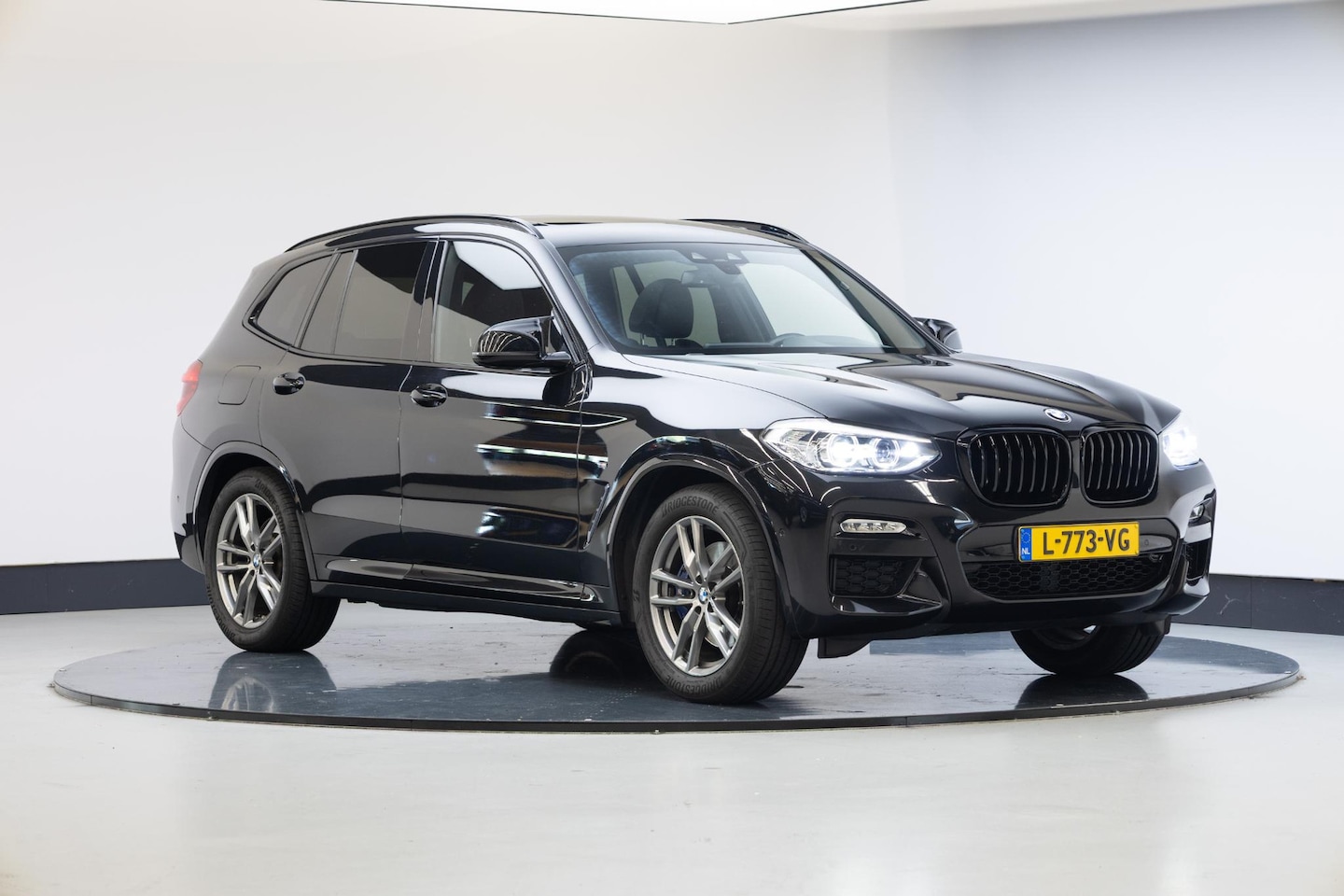 BMW X3 - xDrive30i High Executive Edition | Panoramadak | M-Sport | Comfort-Access | - AutoWereld.nl