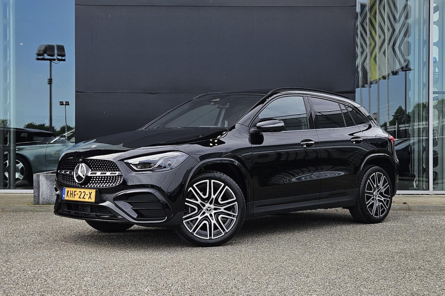Mercedes-Benz GLA-Klasse - GLA 250e Automaat Business Solution AMG | AMG Line Plus Pakket - AutoWereld.nl