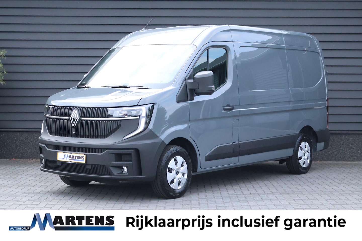 Renault Master E-Tech - T35 140pk L2H2 Advance long range 87 kWh Trekhaak Camera Leder - AutoWereld.nl
