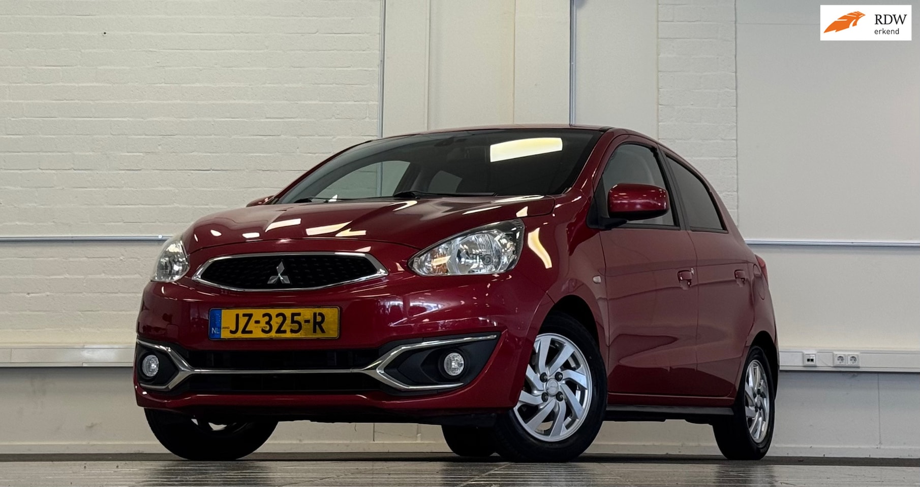 Mitsubishi Space Star - 1.0i Intense Automaat 1e Eigenaar Dealer onderhouden Clima - AutoWereld.nl
